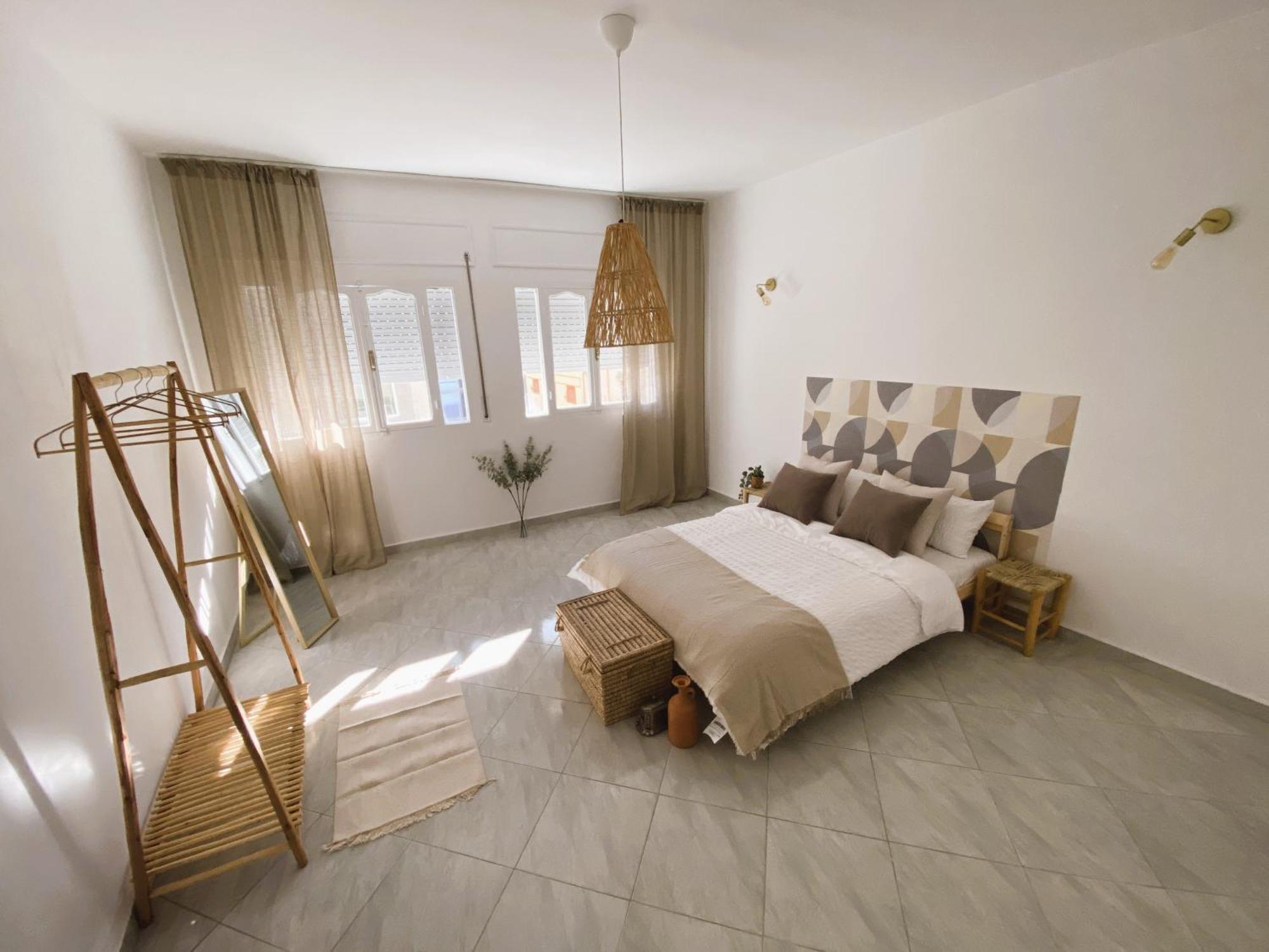 Beautiful Apartment With Private Rooftop Terrace Танжер Екстериор снимка