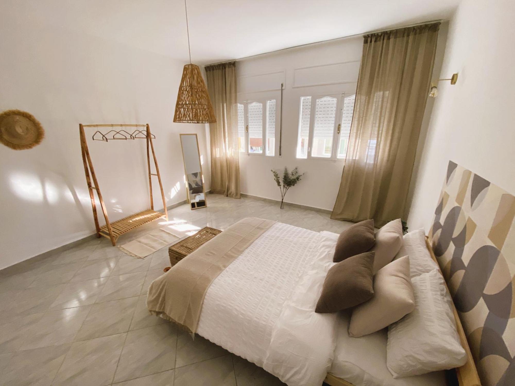 Beautiful Apartment With Private Rooftop Terrace Танжер Екстериор снимка